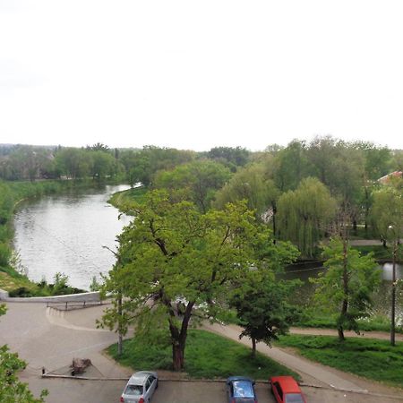 Староярмаркова С Видом На Парк И Реку Krivoy Rog Luaran gambar